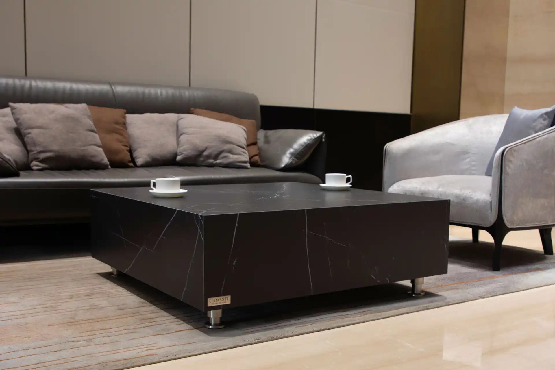 Sofia quadratischer Couchtisch schwarz