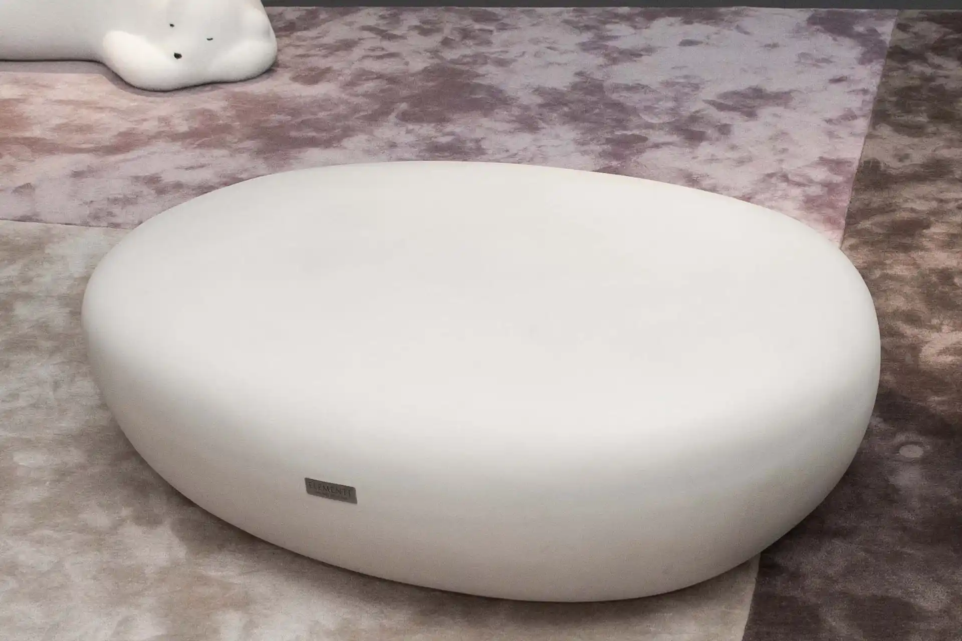 Hawaii Steinform Couchtisch aus Beton groß