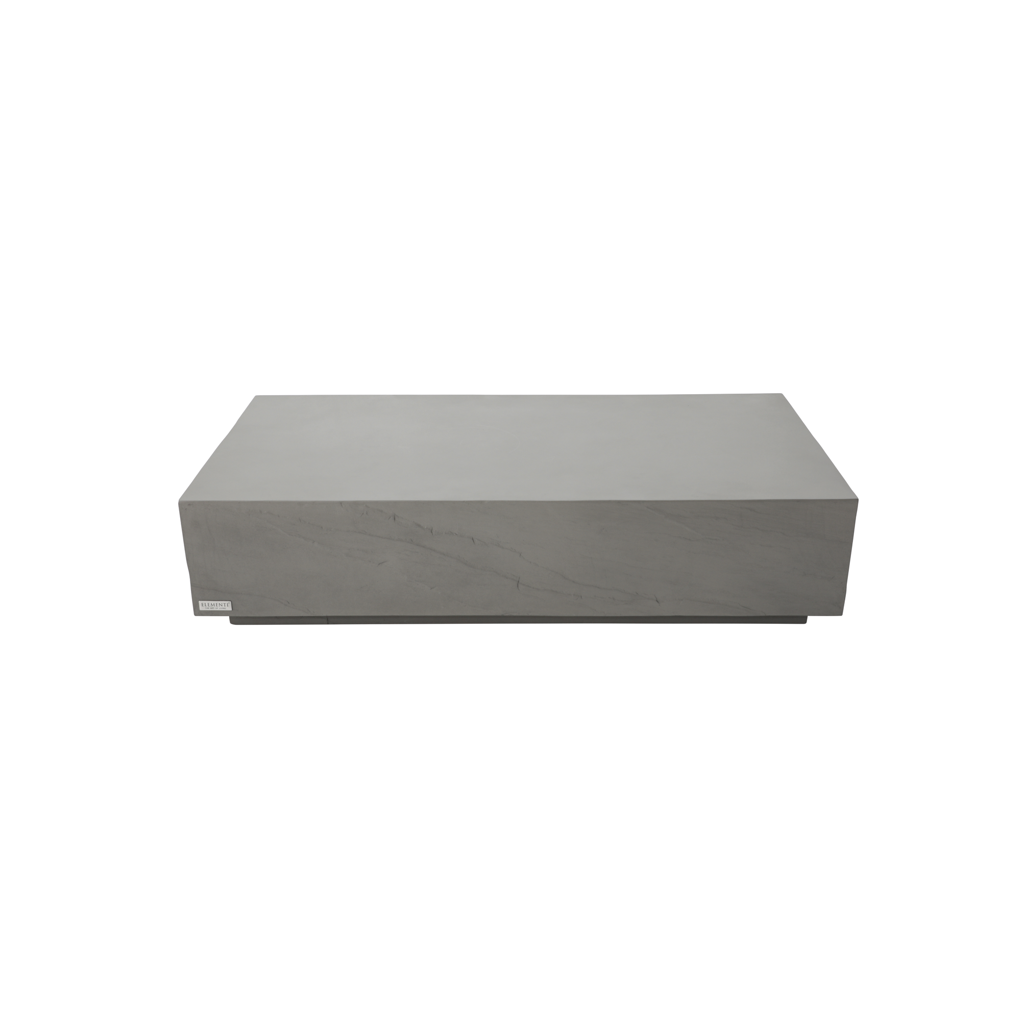 Mesure du passage avant livraison d'une table en b&eacute;ton